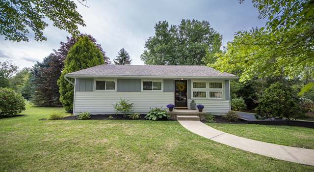 Photo of 213 Middle Trl, Penn Twp - But, PA 16002