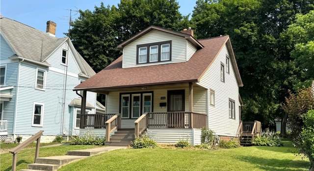 Photo of 326 Waugh Ave, New Wilmington, PA 16142