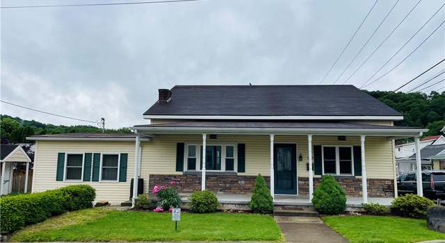 Photo of 192 W Lincoln St, Waynesburg, PA 15370