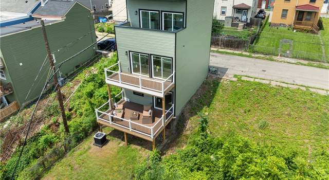 Photo of 2101 Eggers St, Troy Hill, PA 15212