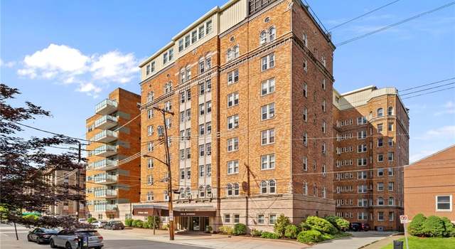 Photo of 144 N Dithridge St #704, Oakland, PA 15213