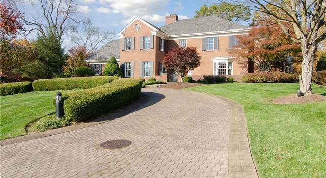 Photo of 1481 Hollow Tree Dr, Upper St. Clair, PA 15241