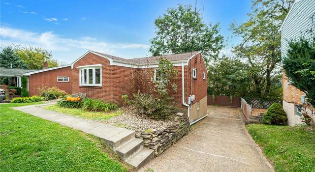 Photo of 840 Londonderry Dr, Castle Shannon, PA 15234