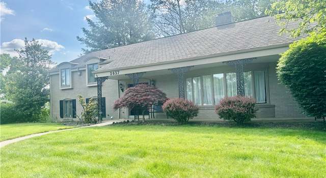 Photo of 2637 Thorntree Dr, Upper St. Clair, PA 15241