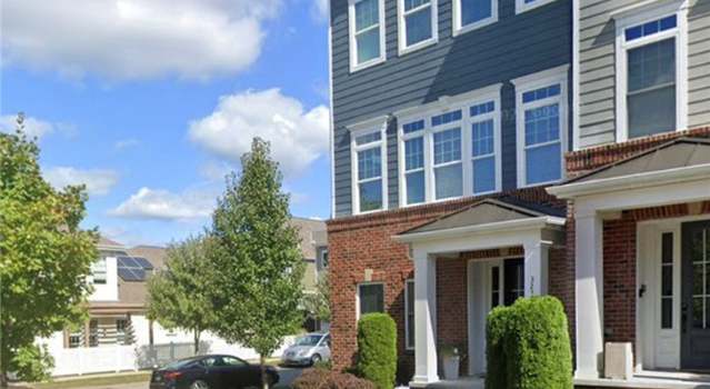 Photo of 323 Osona Ln, Marshall, PA 16046