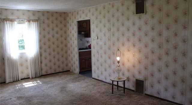 Photo of 115 Highland Dr, Gilpin Twp, PA 15656