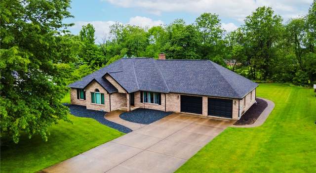Photo of 118 Summerlin Dr, New Castle, PA 16101