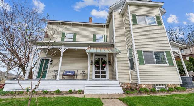 Photo of 1060 Oakmont Ave, Oakmont, PA 15139