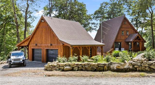 Photo of 305 Highlands Dr, Jenner Twp, PA 15531