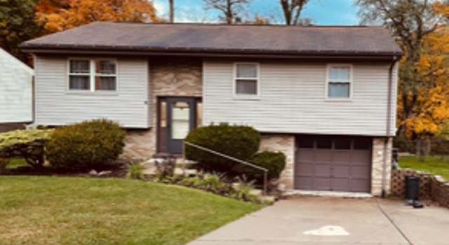 Photo of 113 Louis Dr, Stowe Twp, PA 15136