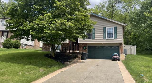 Photo of 271 Coleen Dr, Pleasant Hills, PA 15236
