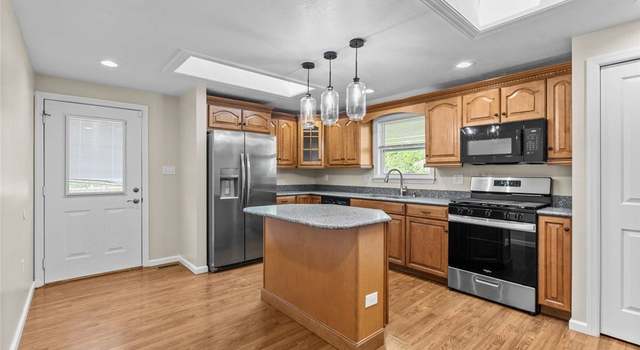 Photo of 204 Delaware Dr, Shaler, PA 15116