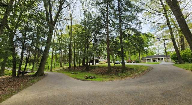 Photo of 214 Raptor Cir, Neshannock Twp, PA 16105