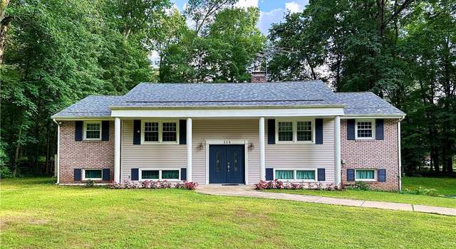Photo of 214 Raptor Cir, Neshannock Twp, PA 16105
