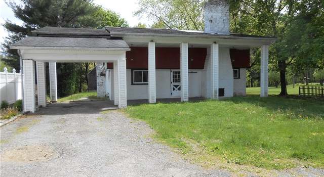 Photo of 330 Chicora Rd, Oakland Twp, PA 16001