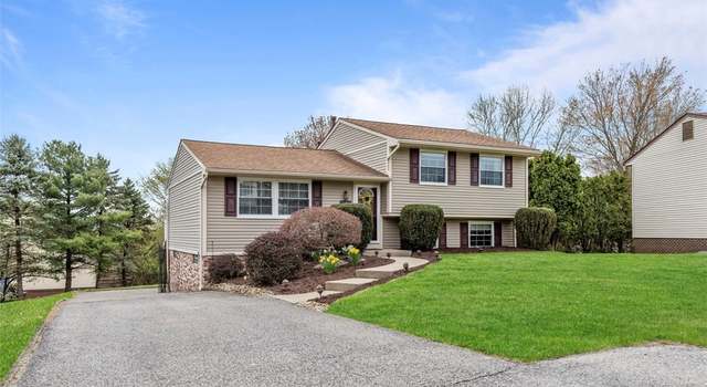 Photo of 123 Summit Ridge Dr, South Fayette, PA 15017