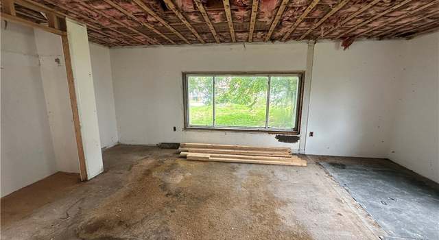 Photo of 8 1/2 Apple St, Uniontown, PA 15401