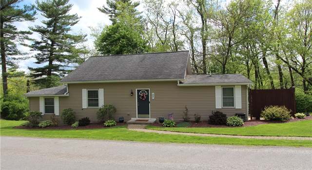 Photo of 20 Second St, Ligonier Twp, PA 15658