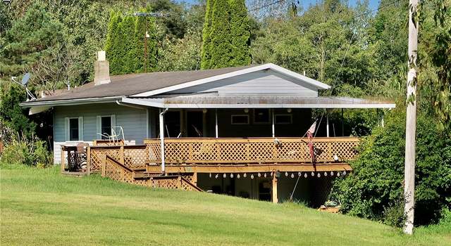 Photo of 7 Strausser Rd, Jackson Center, PA 16133