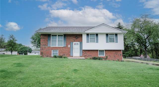 Photo of 420 Vista Dr, City Of But Sw, PA 16001
