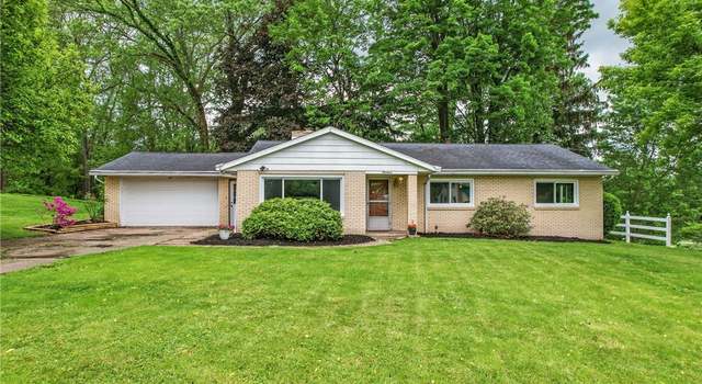 Photo of 19 Ruth St, Hempfield Twp - Mer, PA 16125