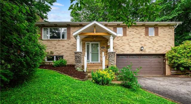 Photo of 202 Village Ln, New Wilmington Boro, PA 16142
