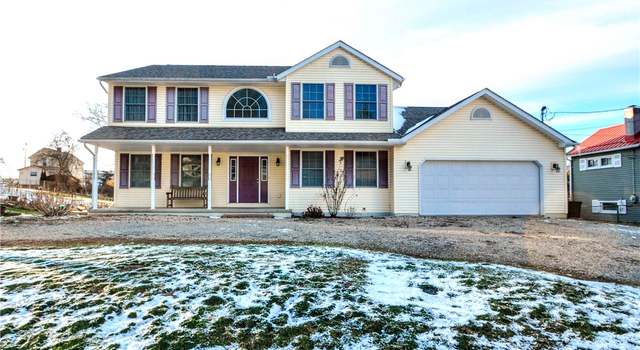 Photo of 1007 Green St, California, PA 15419