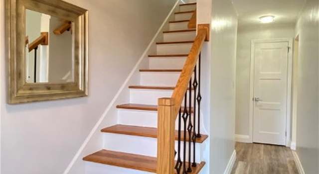Photo of 111 Norrington Dr, South Park, PA 15236