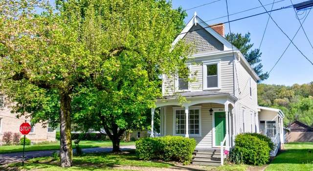 Photo of 411 4th St, Darlington, PA 16115