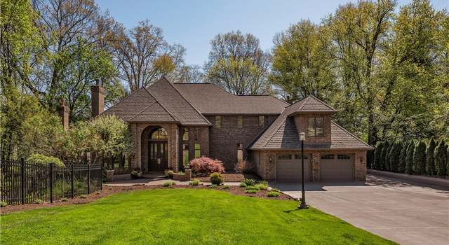 Photo of 850 12th St, Oakmont, PA 15139