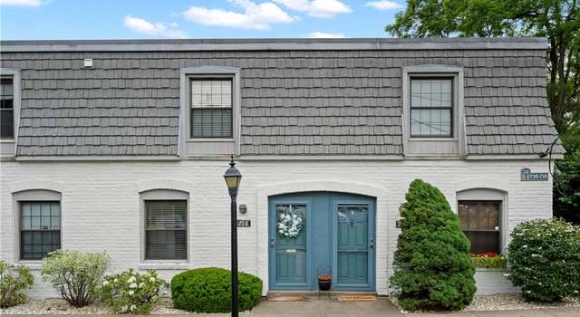 Photo of 718 Carriage Cir, Pittsburgh, PA 15205