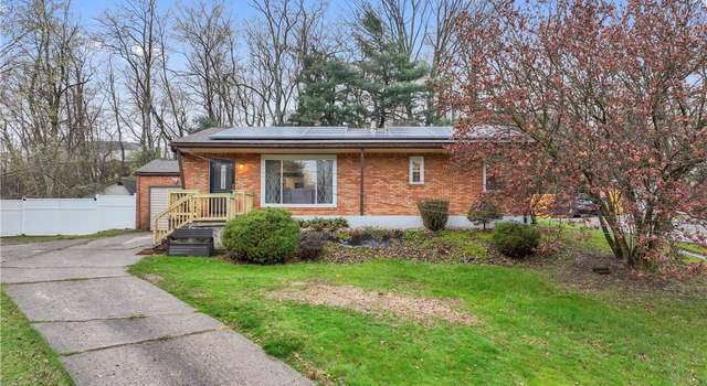 Photo of 23 Winter Dr, Robinson Twp - Nwa, PA 15136