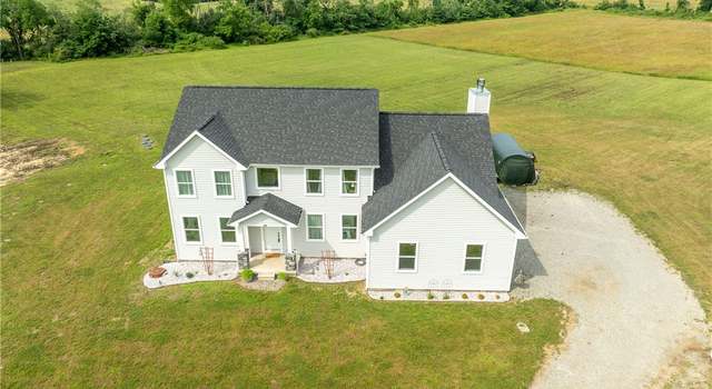 Photo of 356 Stone Church Hill Rd, Hempfield Twp - Wml, PA 15639