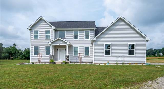 Photo of 356 Stone Church Hill Rd, Hempfield Twp - Wml, PA 15639