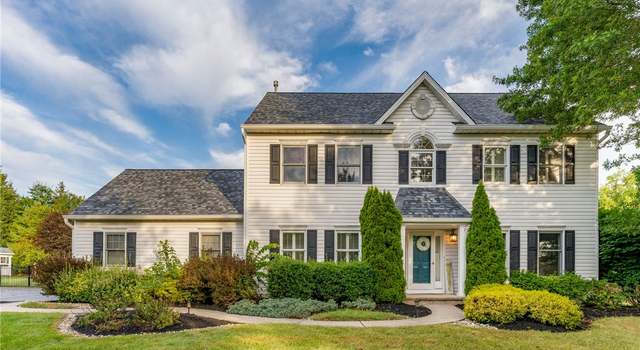 Photo of 117 Brinkley Dr, East-other Area, PA 18960
