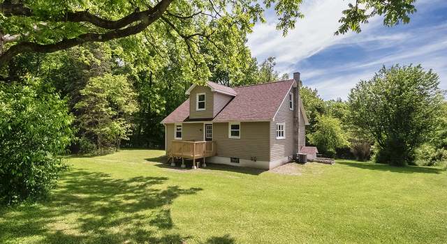 Photo of 258 Flickinger Rd, Kiskiminetas Twp, PA 15618