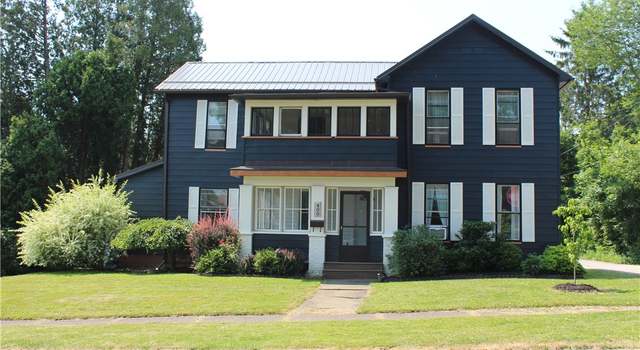 Photo of 400 E Butler St, Mercer, PA 16137