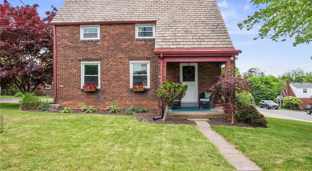 Photo of 600 Glowood Dr, Whitehall, PA 15227