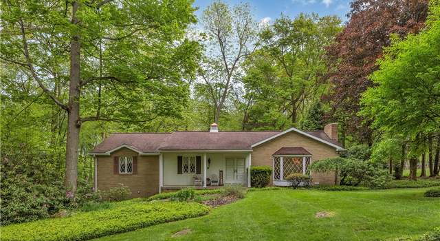 Photo of 1225 East Dr, Penn Twp - But, PA 16002