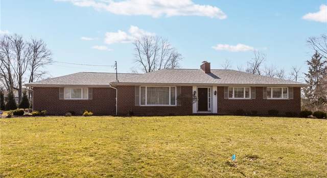 Photo of 107 Rutgers Dr, Neshannock Twp, PA 16105