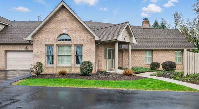 Photo of 325 Village Green Dr, Peters Twp, PA 15317