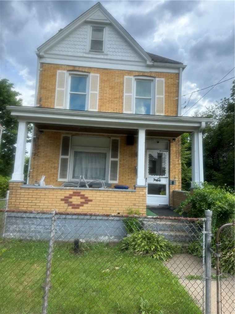 Photo of 7330 Bennett St Homewood-Brushton, PA 15208