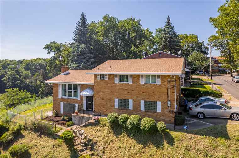 Photo of 703 Danube St Hill District, PA 15219