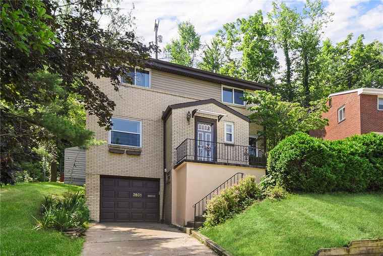 Photo of 3931 Boulevard Dr Squirrel Hill, PA 15217