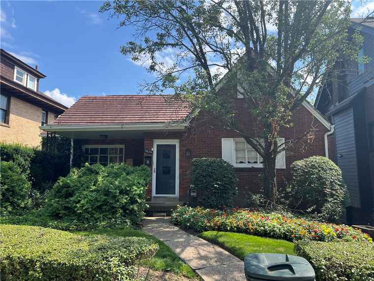 Photo of 5636 Marlborough Rd Squirrel Hill, PA 15217