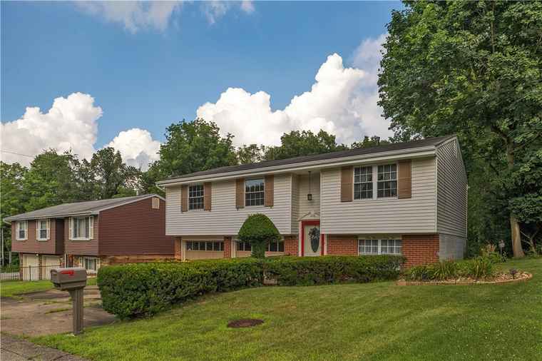 Photo of 962 Cedarwood Penn Hills, PA 15235