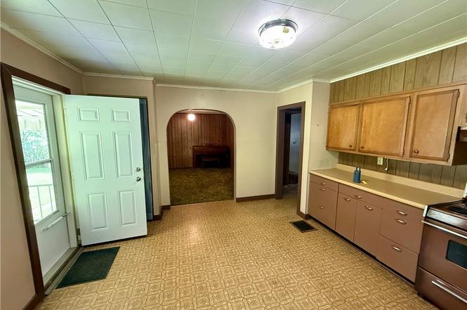201 Cowanshannock Rd - Photo 12 of 25 201 Cowanshannock Rd