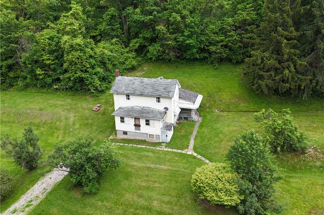 201 Cowanshannock Rd - Photo 5 of 25 201 Cowanshannock Rd