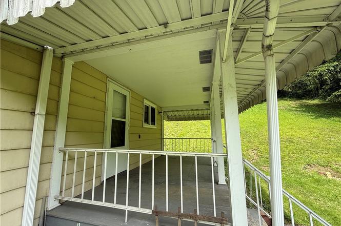 201 Cowanshannock Rd - Photo 9 of 25 201 Cowanshannock Rd