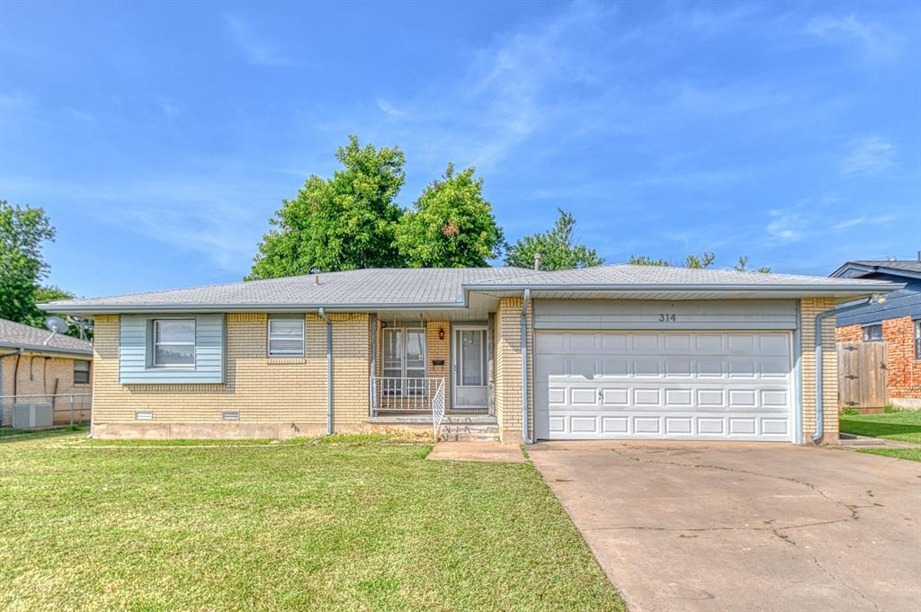 314 NW Compass Dr, Lawton, OK 73505